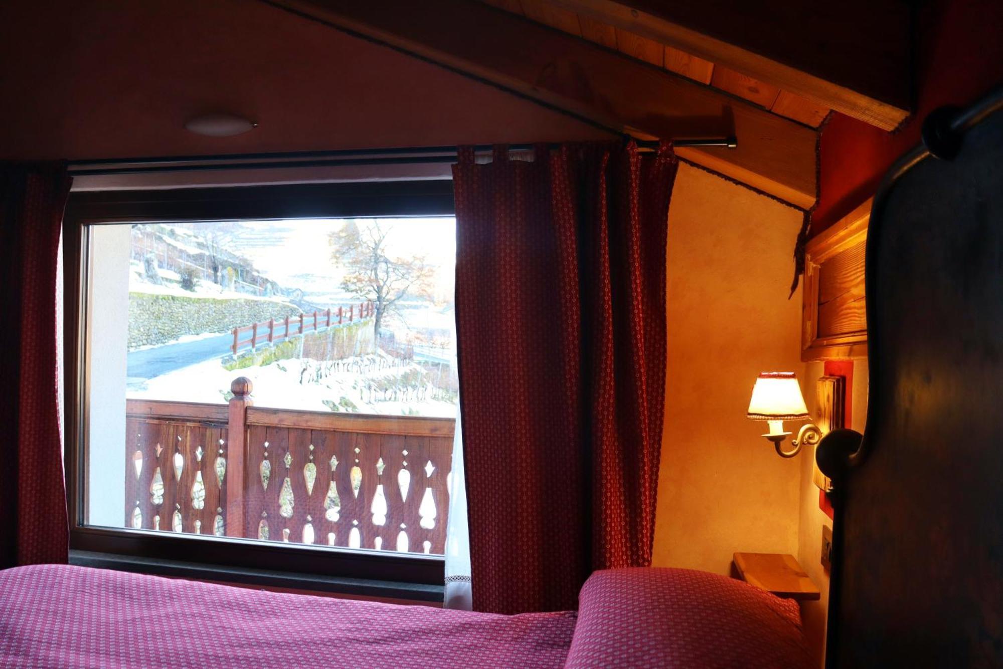 Agriturismo B&B Chevres A Cheval Charvensod Zewnętrze zdjęcie