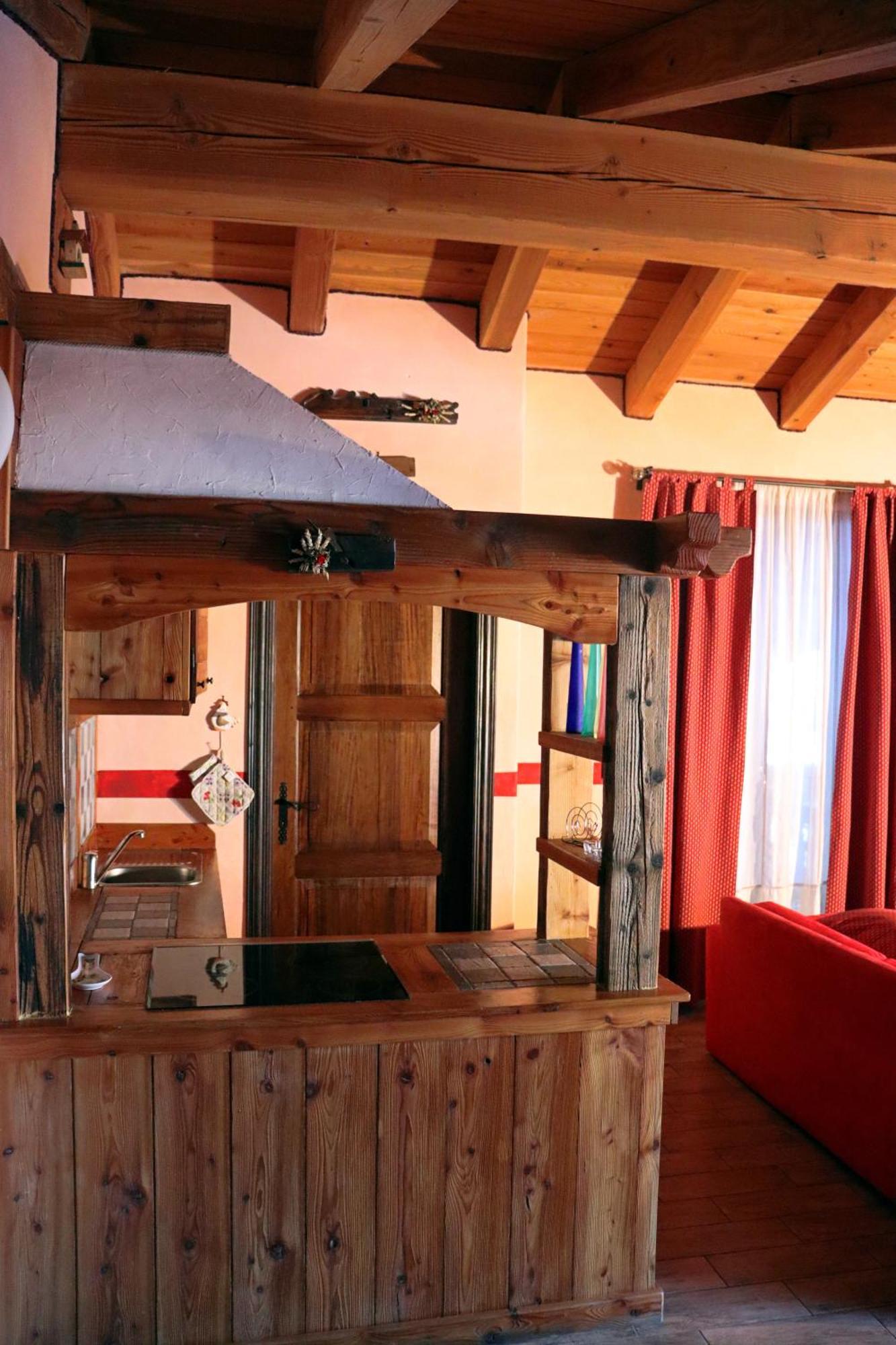Agriturismo B&B Chevres A Cheval Charvensod Zewnętrze zdjęcie