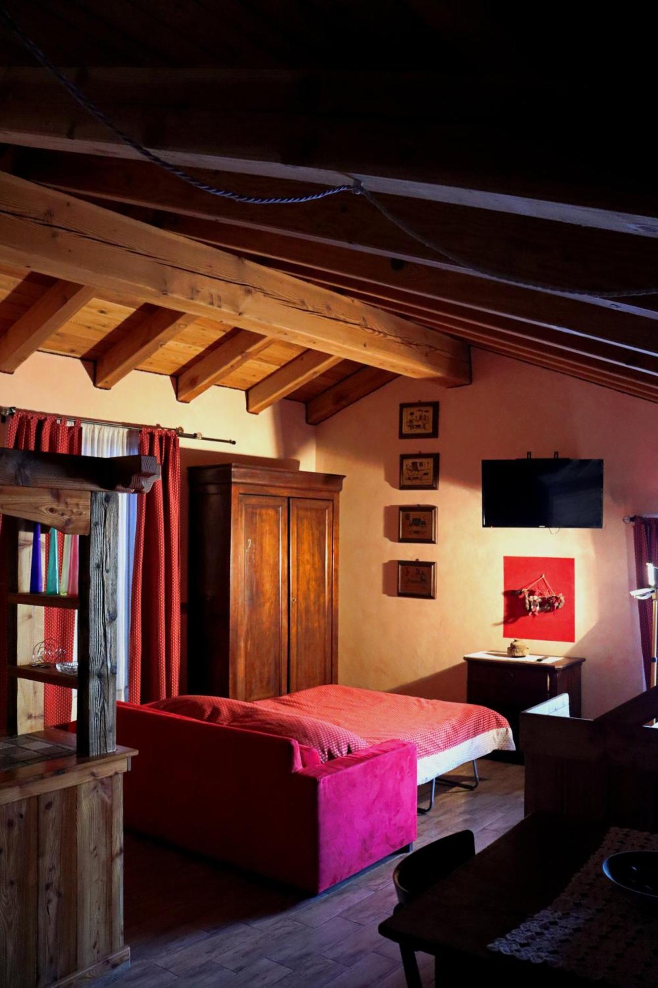 Agriturismo B&B Chevres A Cheval Charvensod Zewnętrze zdjęcie